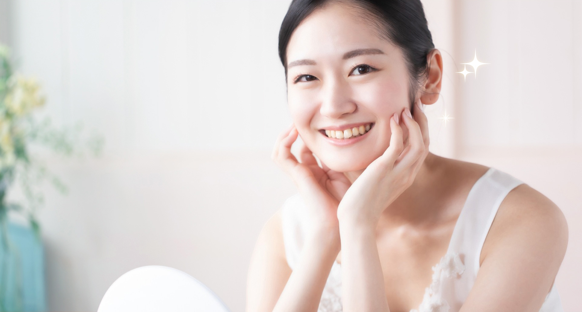 セラミック治療が30,000円（税別）院内技工所の併設で高精度を短期間でご提供。可能な限り患者様のご要望を実現します！！セラミック料金（全て税別）ジルコニアインレー（詰め物）30,000円（税別）・ジルコニアクラウン（被物）・臼歯：30,000円（税別）・前歯：50,000円（税別）